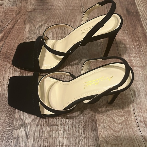 NWOT Anne Michelle Stiletto Heel • Women’s Sz 7 - Picture 2 of 5
